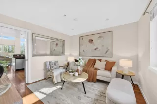 Photo #6: ML82033056 Listing 