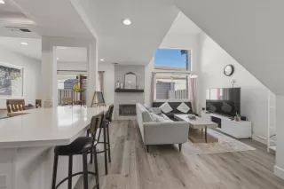 Photo #5: ML82033072 Listing