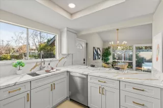 Photo #4: ML82033118 Listing