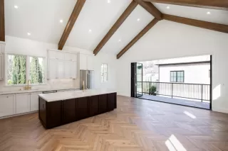 Photo #2: ML82033135 Listing 