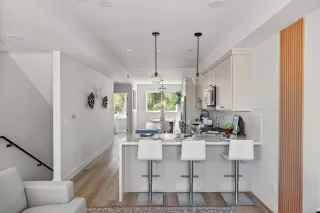 Photo #3: ML82033141 Listing 