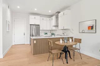 Photo #4: ML82033176 Listing