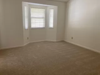 Photo #4: ML82033182 Listing 