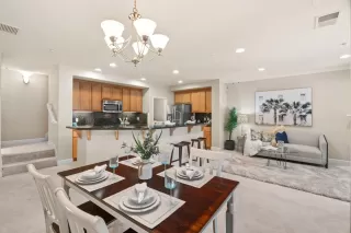 Photo #4: ML82033194 Listing 