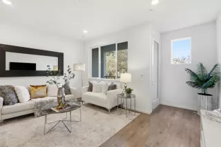 Photo #6: ML82033220 Listing 