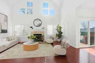 Photo #2: ML82033243 Listing