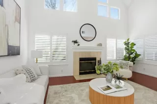 Photo #5: ML82033243 Listing