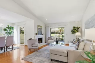 Photo #5: ML82033256 Listing