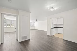 Photo #3: ML82033290 Listing 