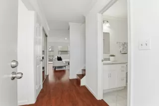 Photo #5: ML82033291 Listing 