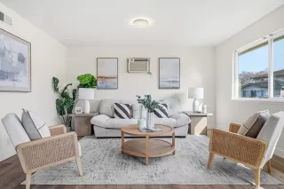 Photo #4: ML82033493 Listing 