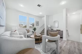 Photo #5: ML82033515 Listing 