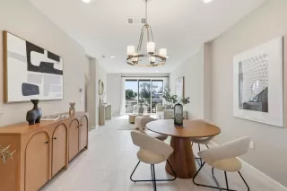 Photo #6: ML82033526 Listing 