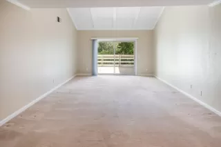 Photo #6: ML82033527 Listing 