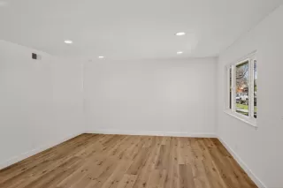 Photo #4: ML82033541 Listing 