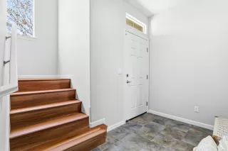 Photo #4: ML82033560 Listing 