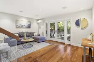 Photo #5: ML82033612 Listing 