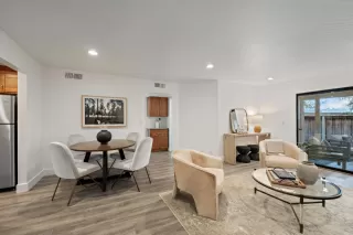 Photo #3: ML82033635 Listing 