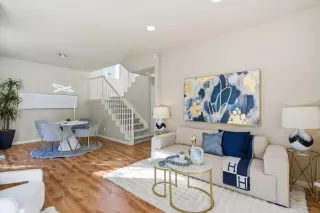 Photo #4: ML82033637 Listing