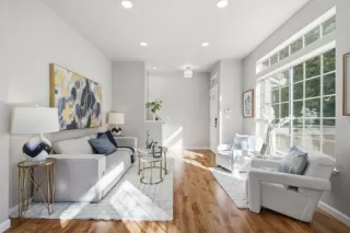 Photo #5: ML82033637 Listing