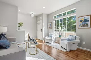 Photo #6: ML82033637 Listing