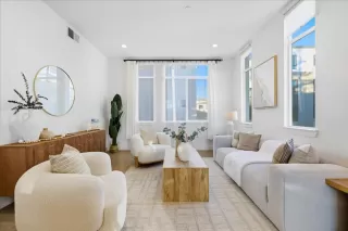 Photo #6: ML82033680 Listing 