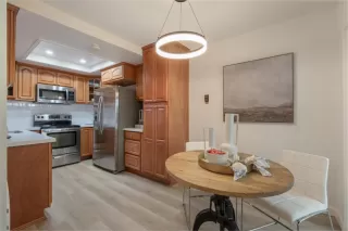 Photo #4: ML82033695 Listing 