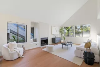 Photo #4: ML82033701 Listing 