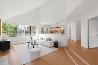 Photo #5: ML82033701 Listing 