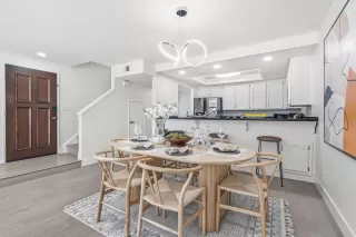 Photo #4: ML82033709 Listing 