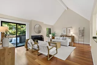 Photo #2: ML82033735 Listing 