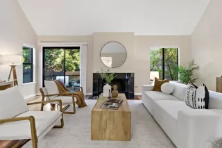 Photo #4: ML82033735 Listing 