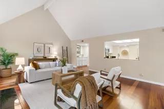 Photo #6: ML82033735 Listing 