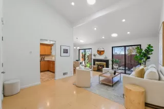 Photo #2: ML82033746 Listing 