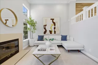 Photo #4: ML82033783 Listing 