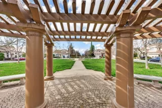 Photo #6: ML82033828 Listing