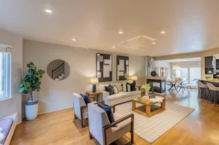 Photo #4: ML82033841 Listing 