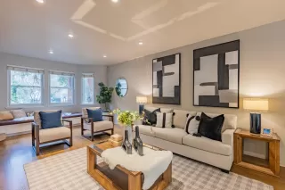 Photo #6: ML82033841 Listing 