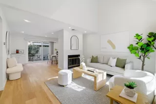 Photo #2: ML82033880 Listing