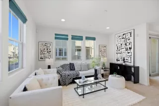 Photo #4: ML82033909 Listing