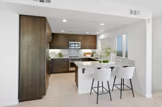 Photo #6: ML82033909 Listing