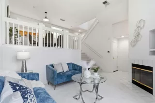 Photo #4: ML82033967 Listing 