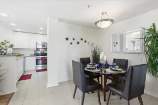 Photo #4: ML82033972 Listing 