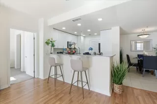 Photo #6: ML82033972 Listing 