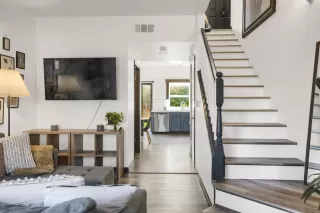 Photo #2: ML82033986 Listing 