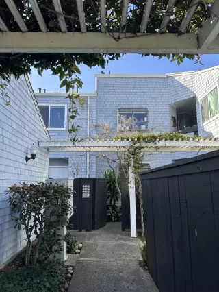 Photo #4: ML82034004 Listing