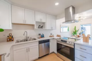 Photo #5: ML82034008 Listing 