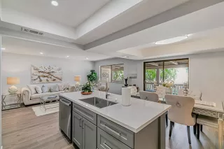 Photo #2: ML82034018 Listing 