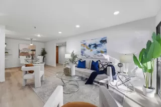 Photo #5: ML82034133 Listing 