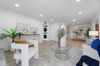 Photo #6: ML82034133 Listing 